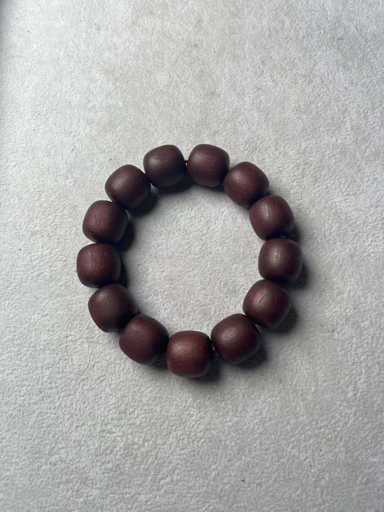 A421典藏系列s级龙血木高货手串（随机发）