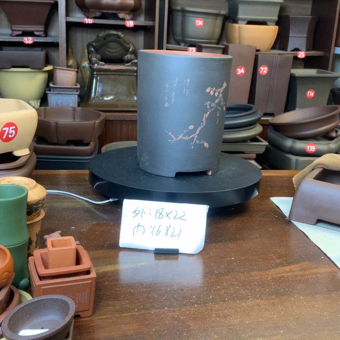 紫砂花盆紫砂花盆