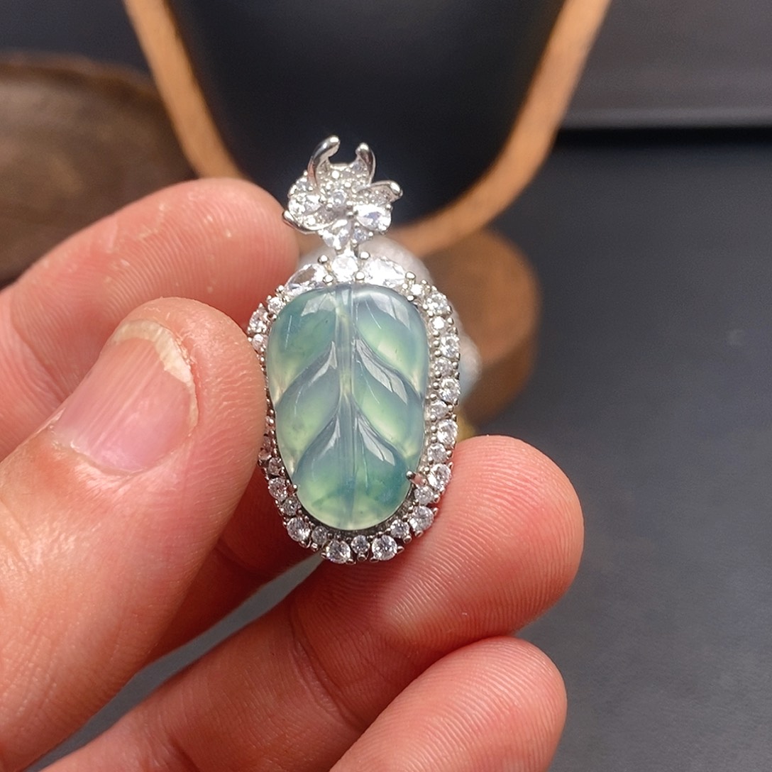 翡翠吊坠(不含链)未镶嵌499吊坠