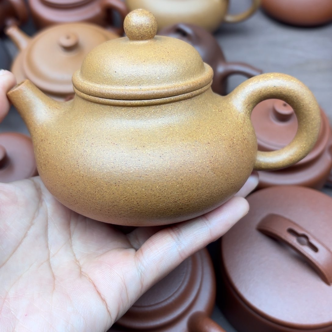 紫砂茶壶黄金段容天220cc微瑕
