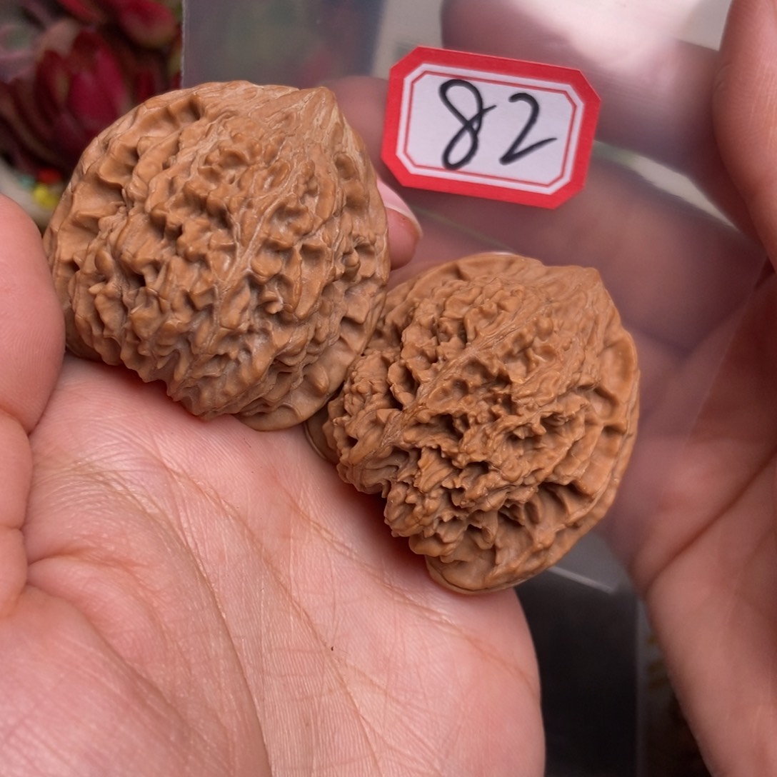 文玩核桃吊坠82号 满天星