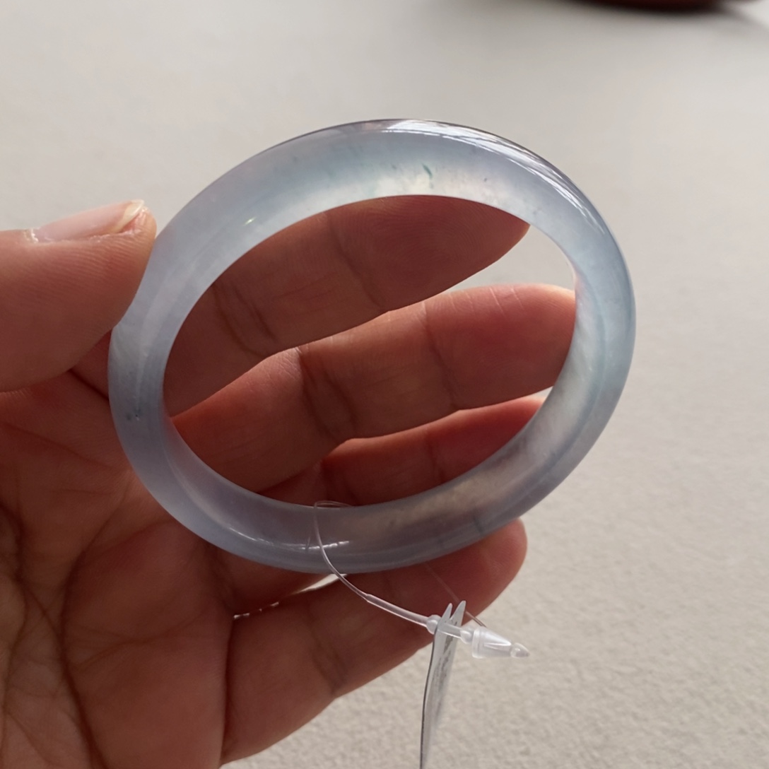 翡翠手镯未镶嵌天然翡翠手镯