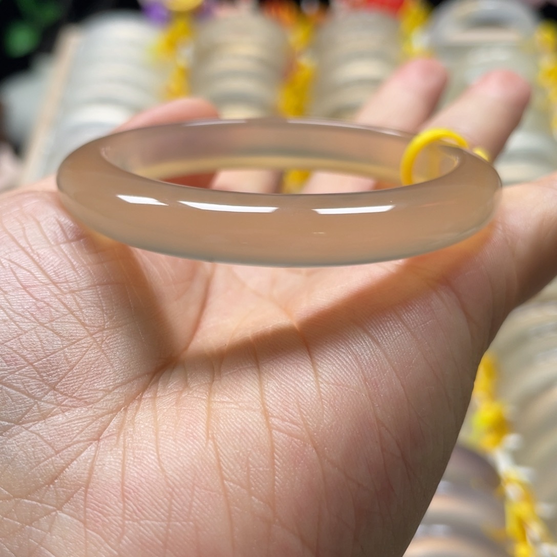 玛瑙/玉髓未镶嵌手镯