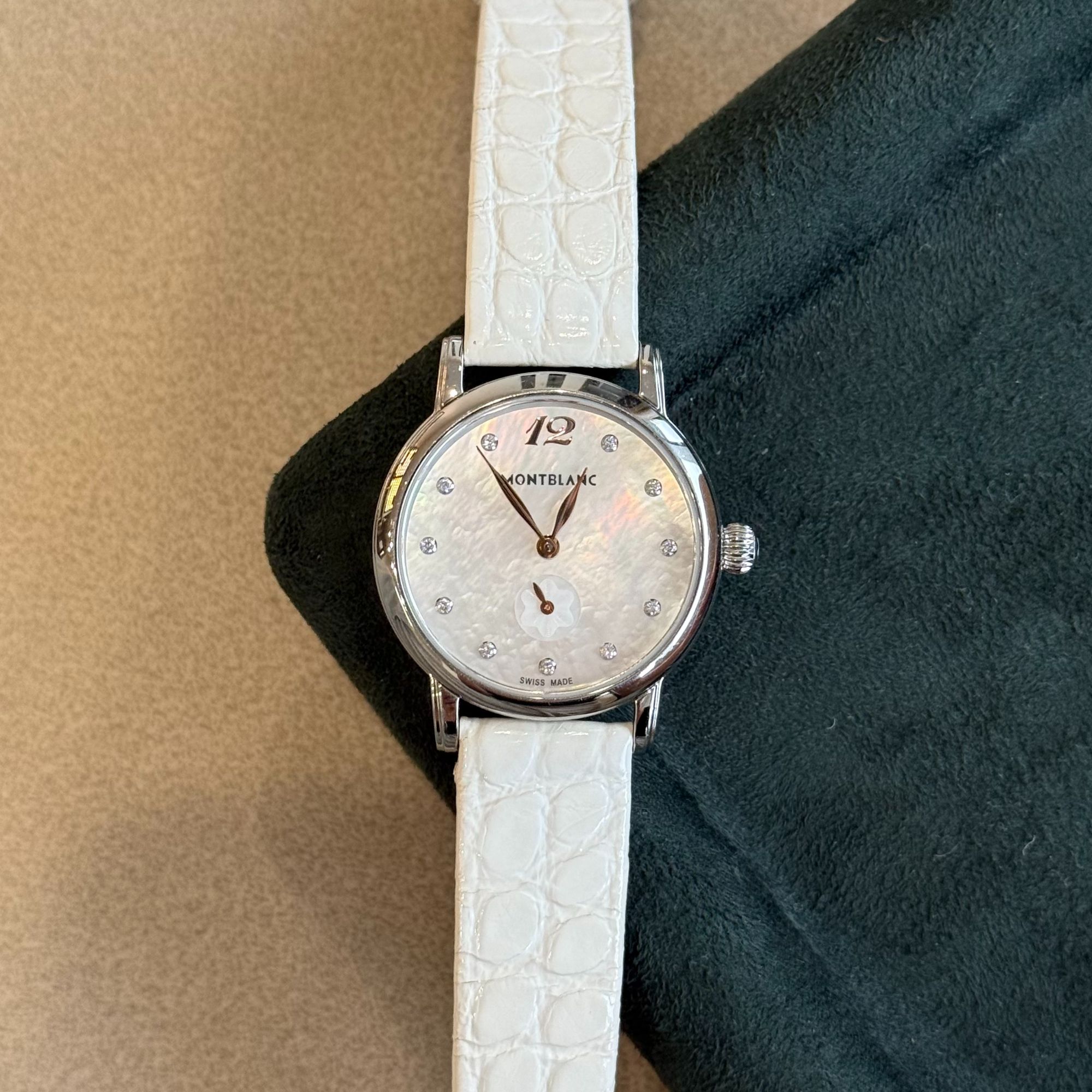 95新 Montblanc/万宝龙 明星系列/30mm/石英/女表钻刻贝母盘