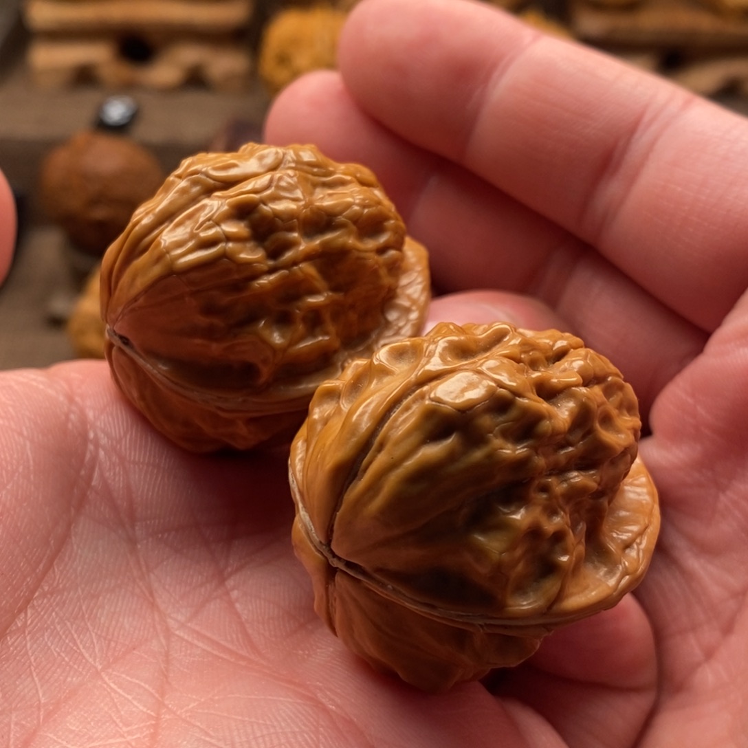 文玩核桃把件笑****！铁核桃