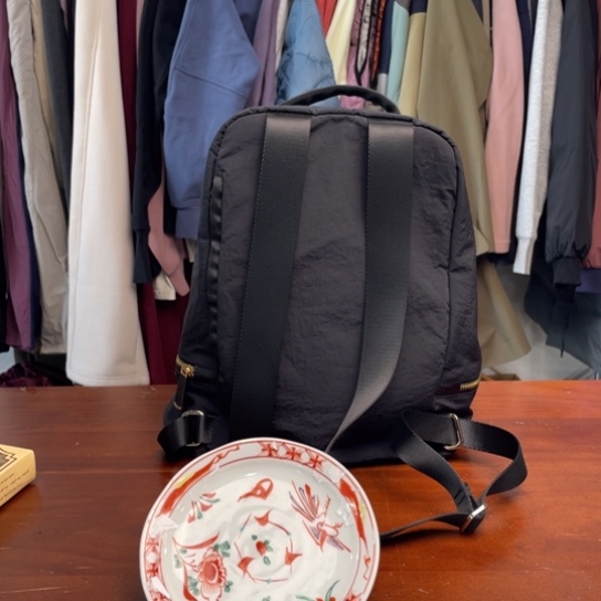 瓷片黑金。。。。。。。。。。。。。。。。。。。。