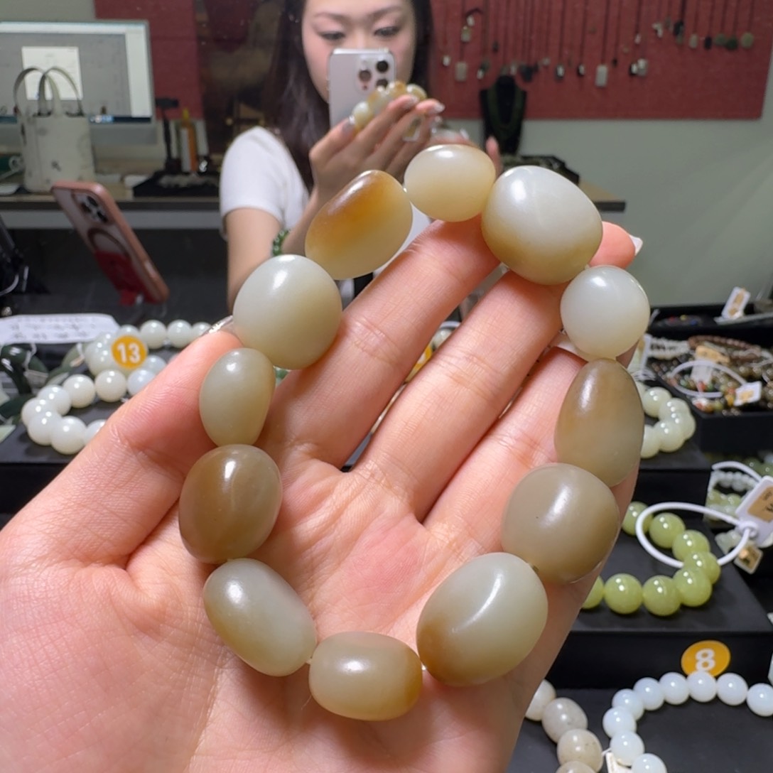 手串未镶嵌和田玉