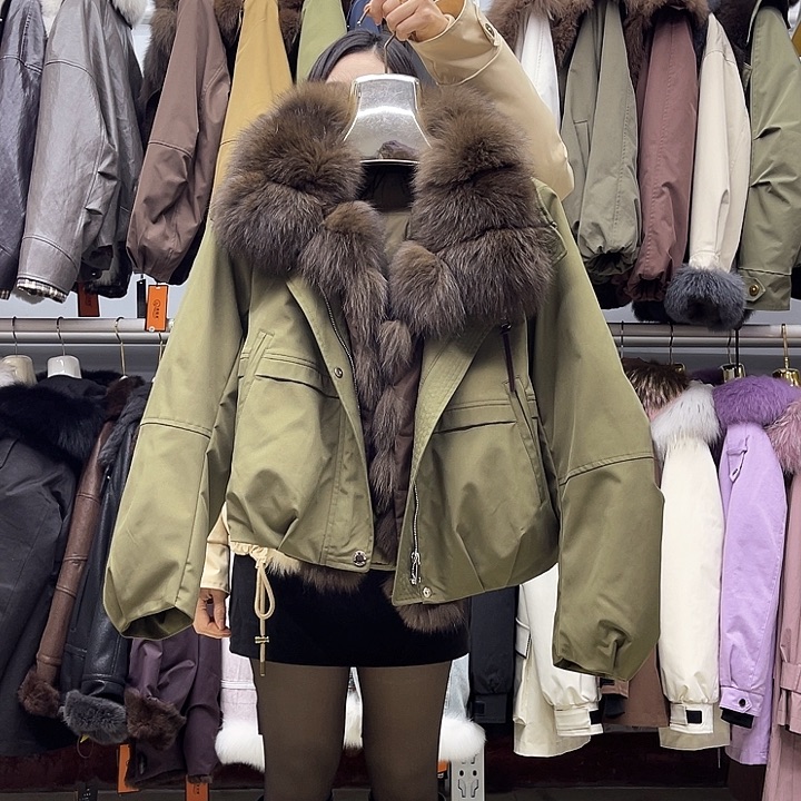 绿色S码鸭绒短款外套