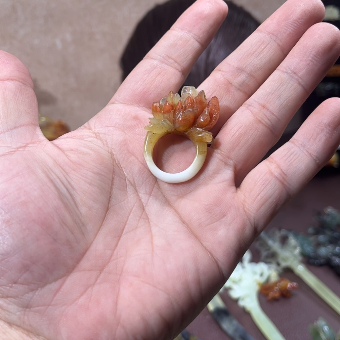 蛇纹石玉未镶嵌戒指糖*