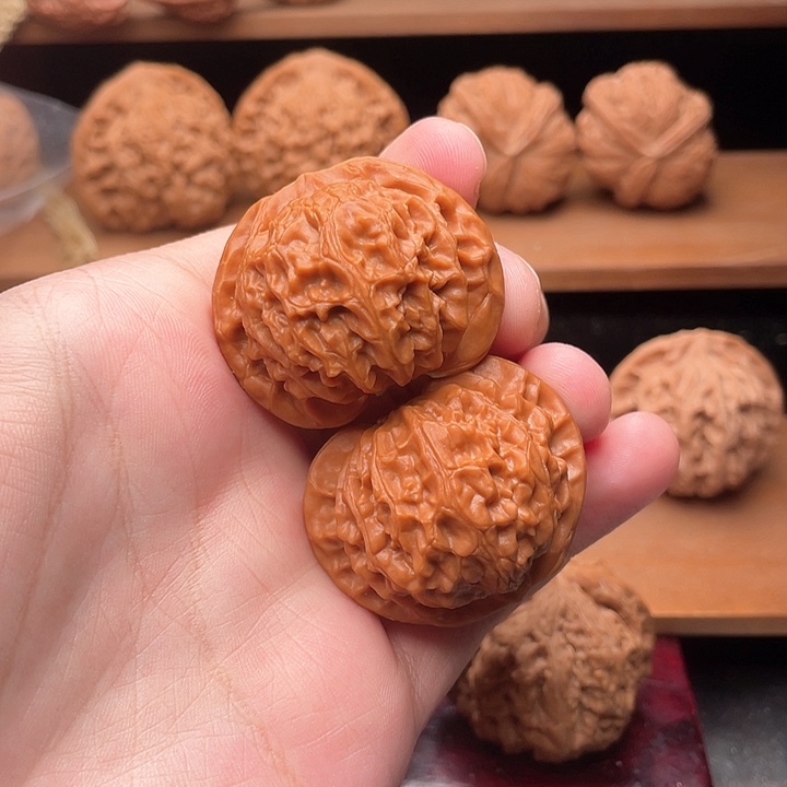 吊坠文玩核桃41全品毕业红皮桃心宫灯