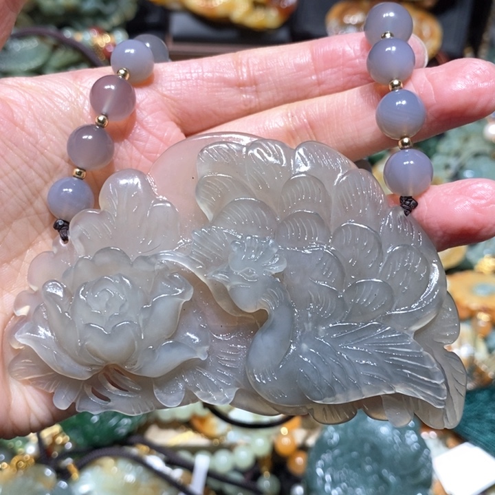 蛇纹石玉毛衣链未镶嵌