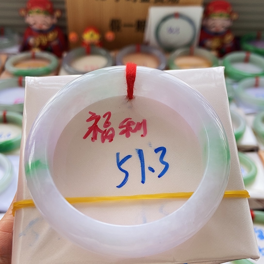 翡翠手镯未镶嵌5起冰淡春彩5