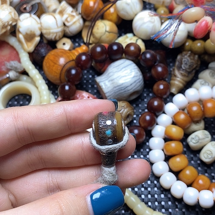 其他驼骨听**居其他配饰