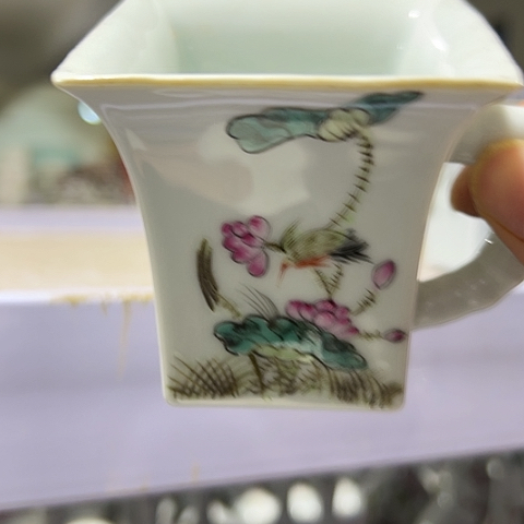 一年了也就没几件开心得过这