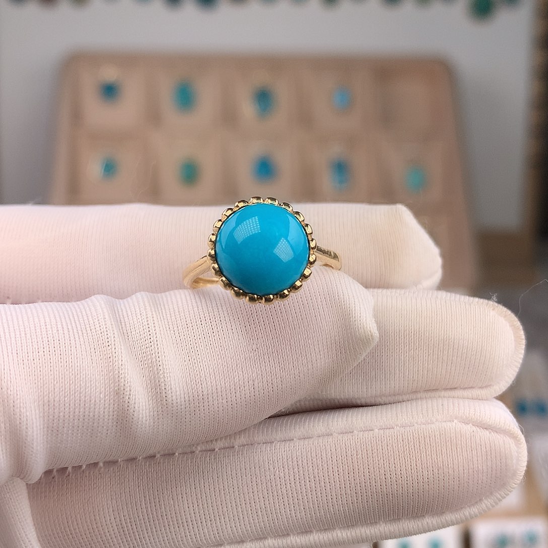 绿松石18K金镶嵌戒指