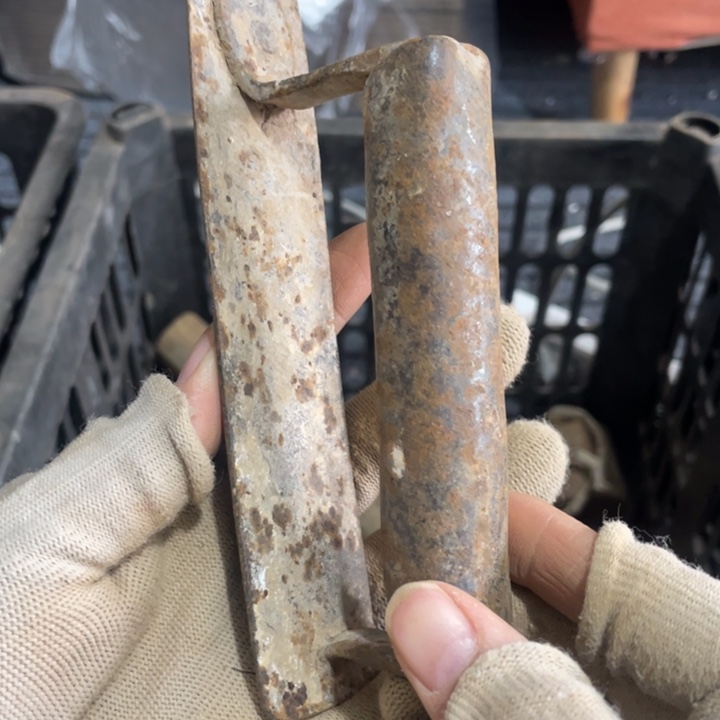 橄***。瓷片孤品微瑕看好下单