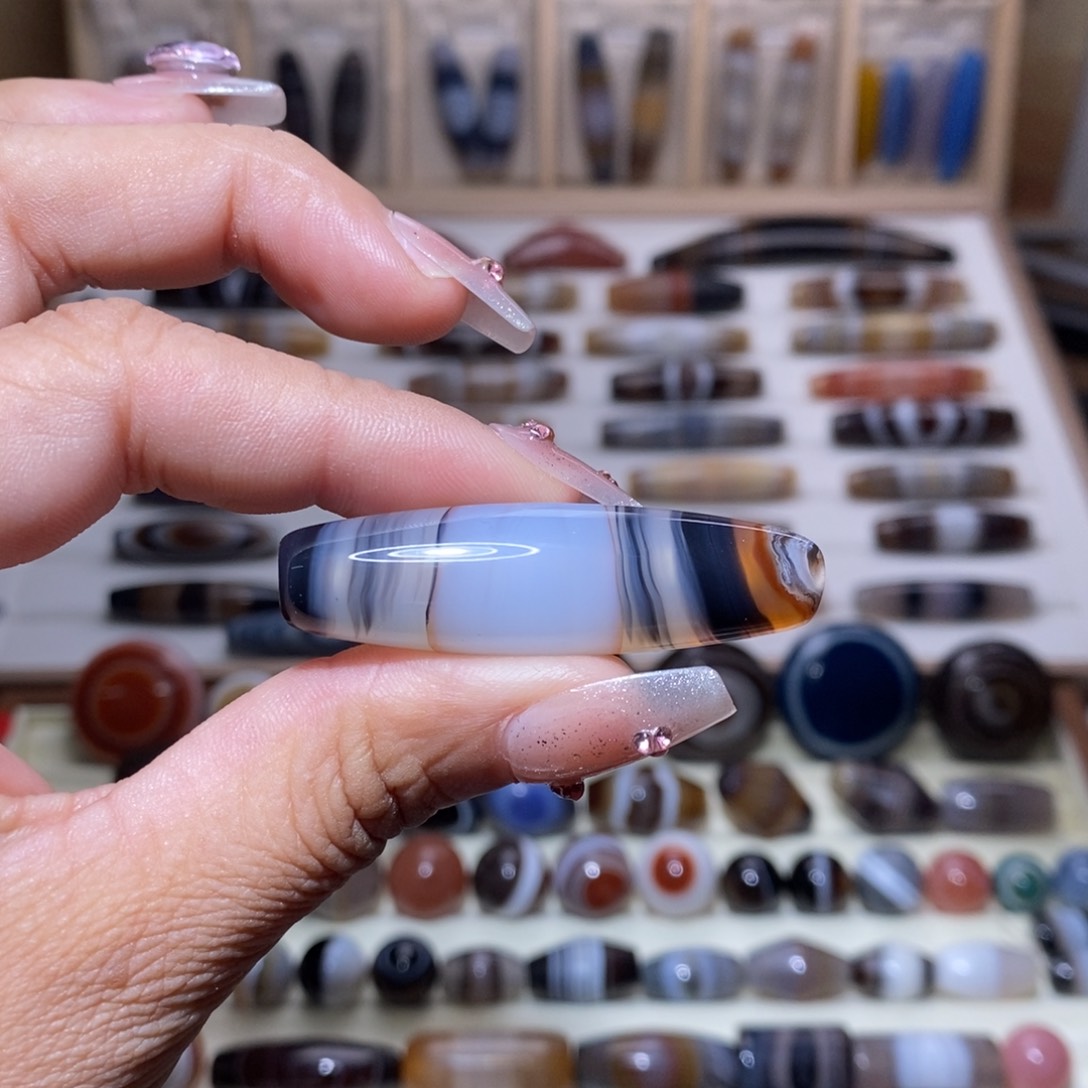 玛瑙/玉髓颈饰未镶嵌