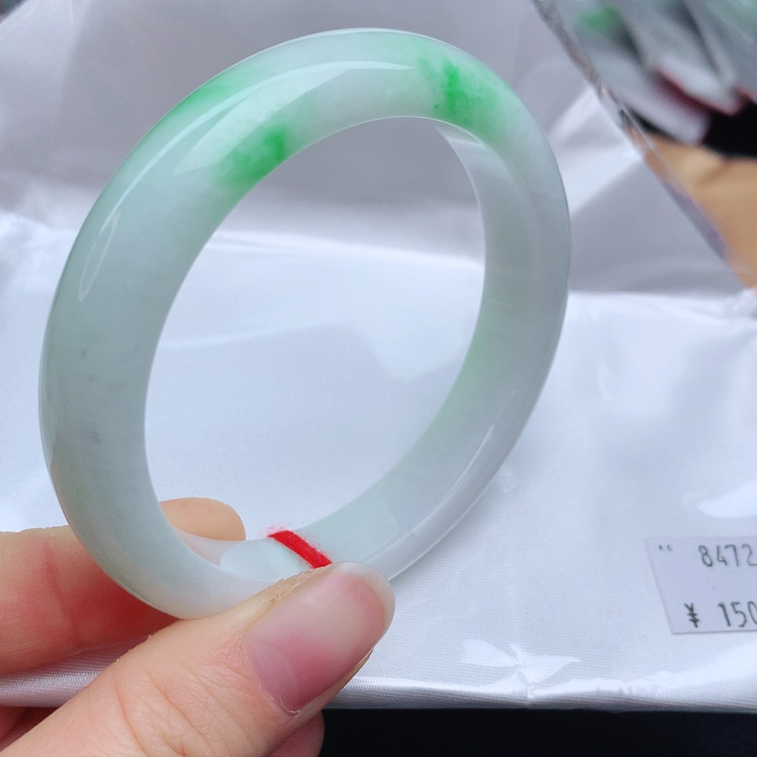 翡翠手镯未镶嵌8472xvbbbbb