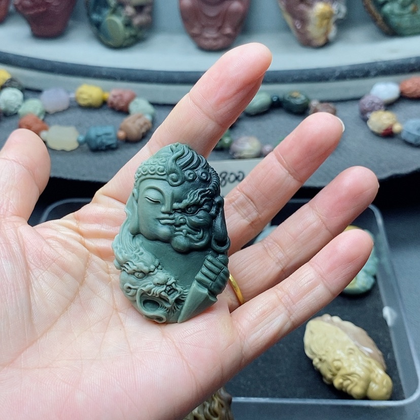 【闪购商品】定制石英质玉吊坠未镶嵌