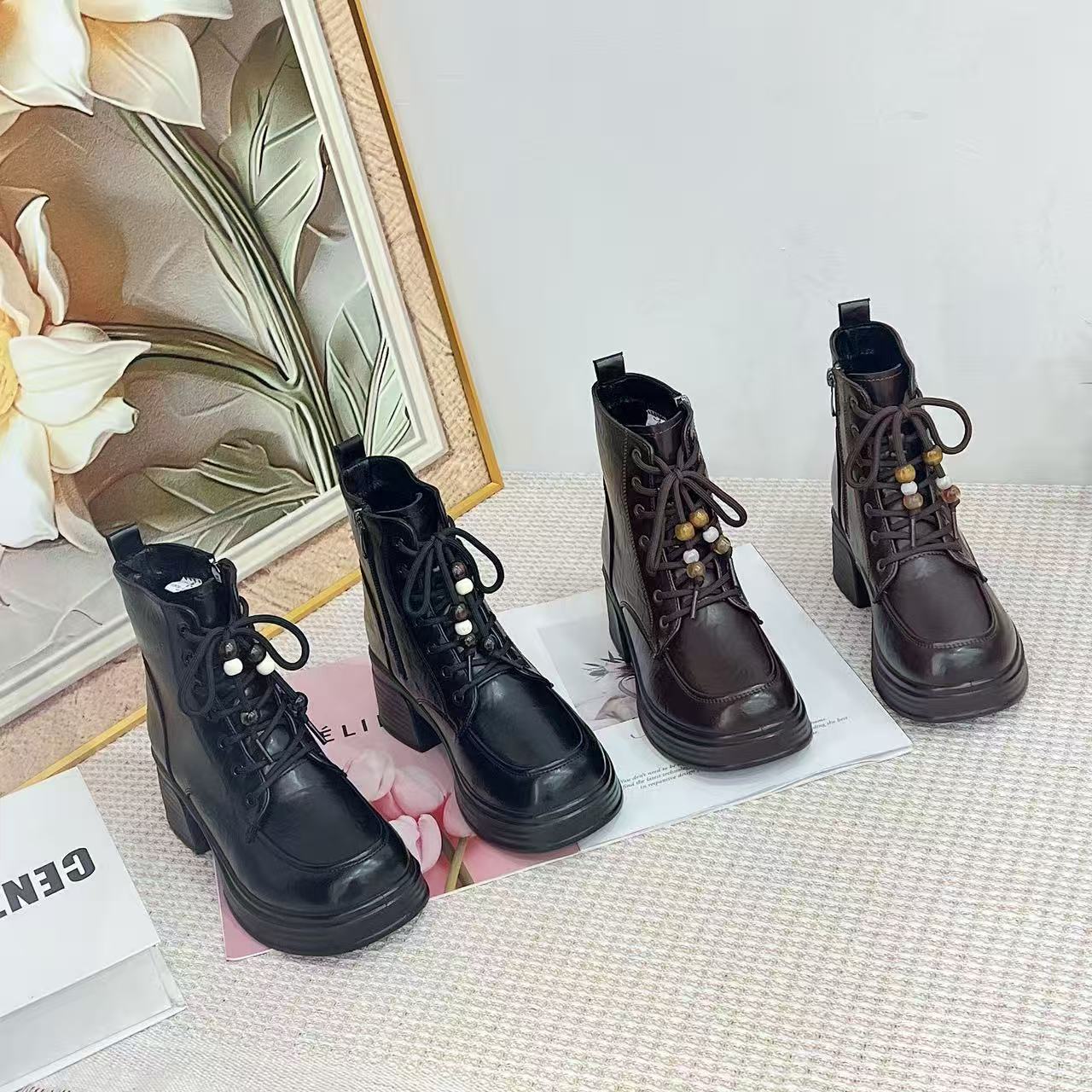 H622255   新款时尚英伦风时髦甜酷厚底马丁靴加绒