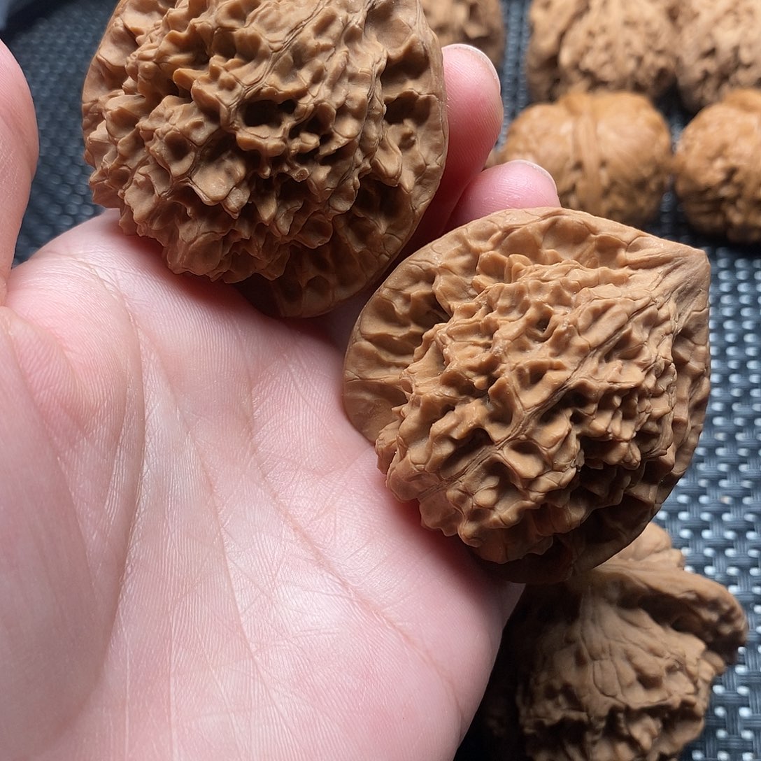 紫***涞吊坠文玩核桃核桃