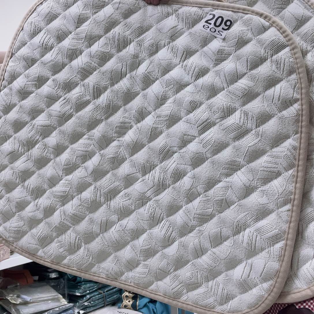 皮革快乐大本营在这里是什么意思