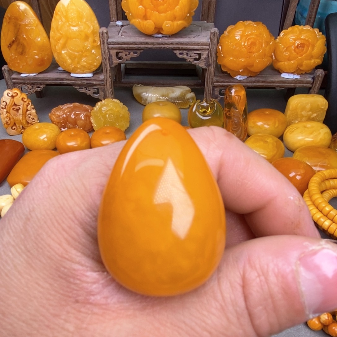 蜜蜡珠宝奇石未镶嵌