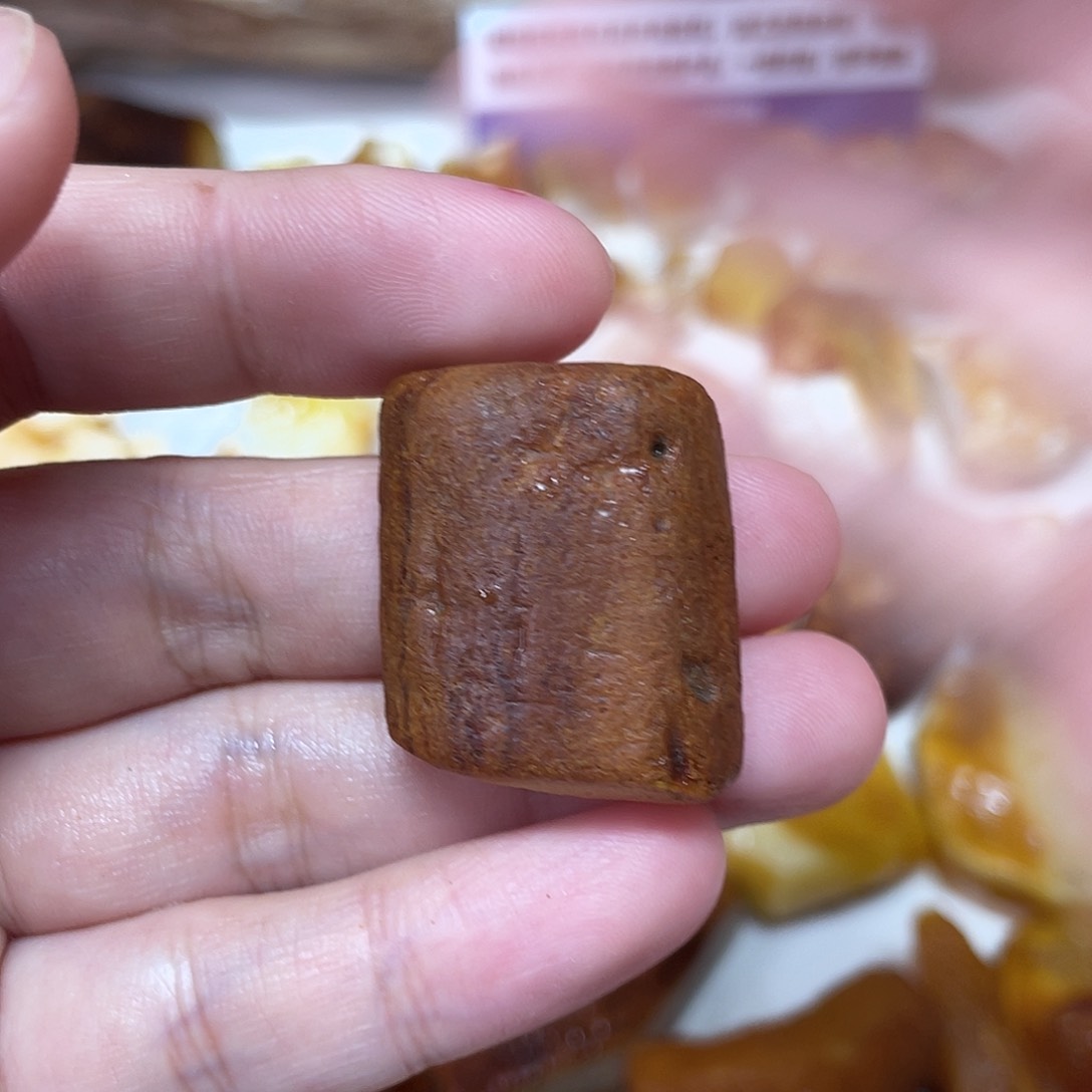 定制琥珀未镶嵌原矿琥珀