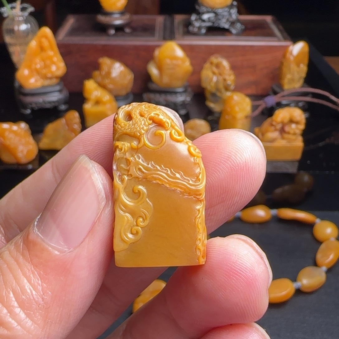 田黄石阿**佛田黄111111