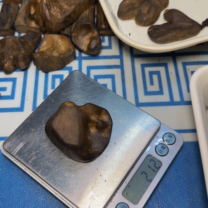 松木清*手工艺雕塑根雕木方板材21克