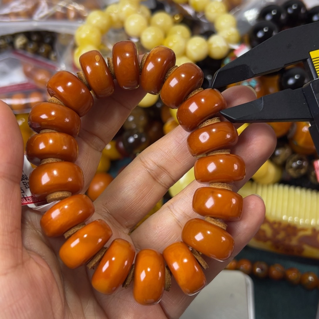 未镶嵌琥珀珠宝奇石834