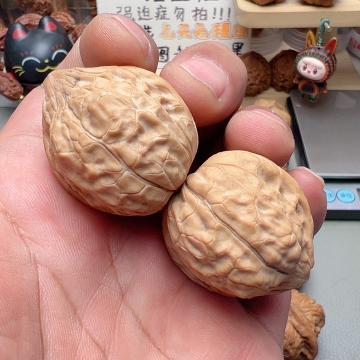 文玩核桃吊坠33尺全品龟甲纹