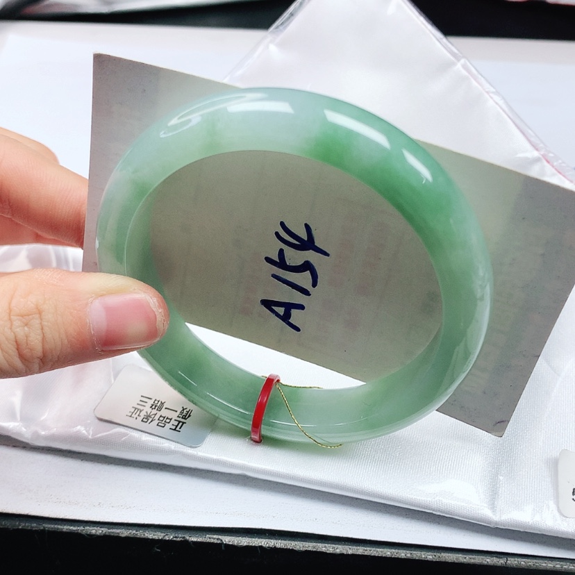 【闪购商品】翡翠手镯未镶嵌天然缅甸a货手镯58