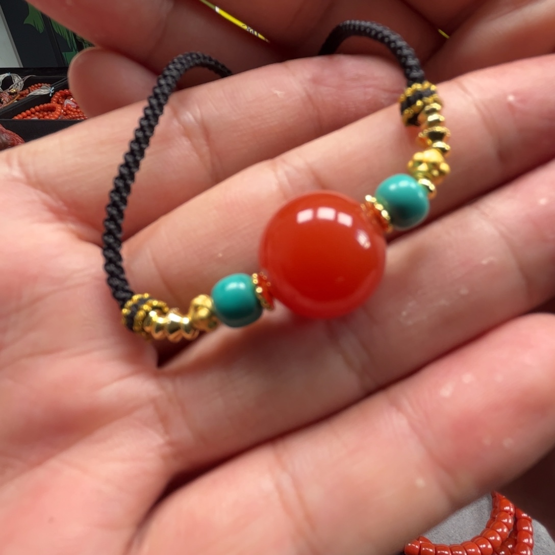 南红玛瑙未镶嵌手链