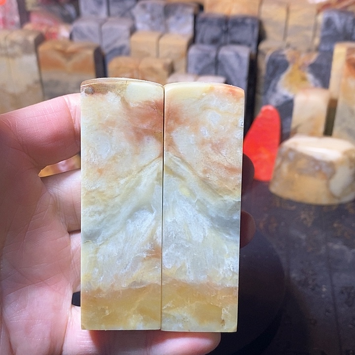 昌化鸡血石昌化石