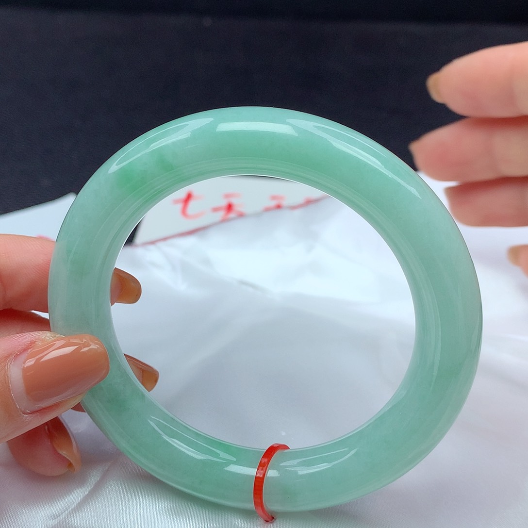 【闪购商品】翡翠手镯未镶嵌翡翠