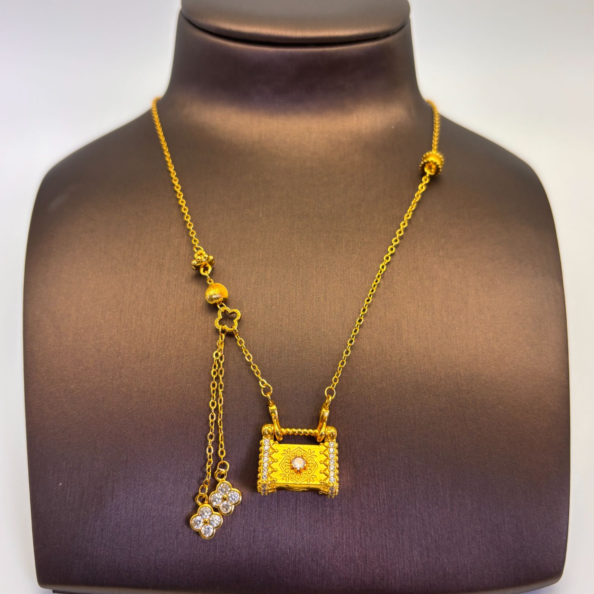 铜合金锆石吊坠 “得偿锁愿”重工锁包新中式轻奢流苏锁骨套链 x021