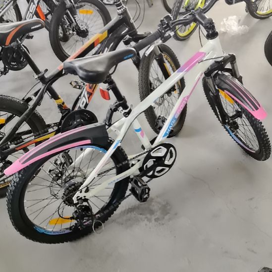 银20寸粉白自行车