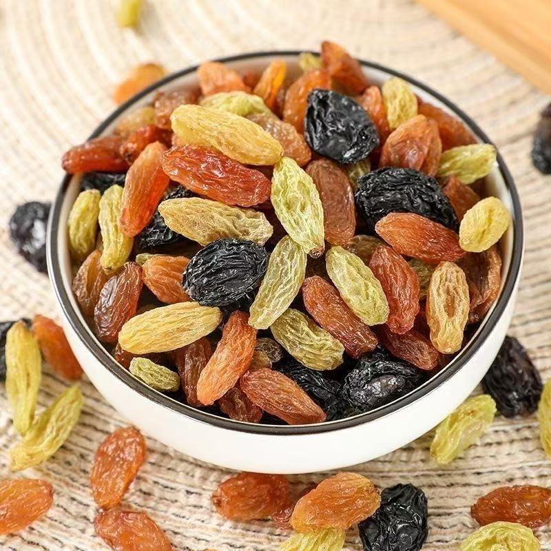 新疆大颗粒三色葡萄干果香浓郁果干零食