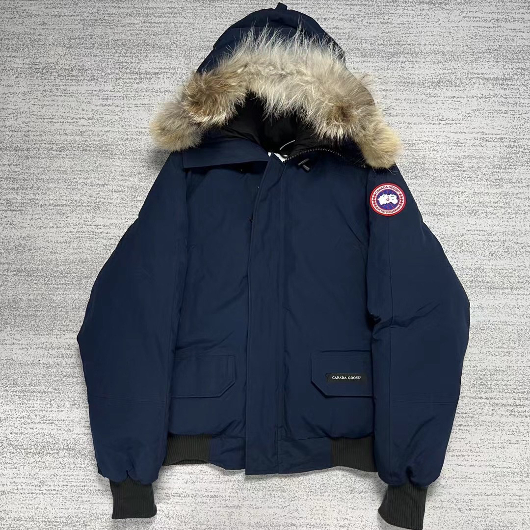 99新 CANADA GOOSE 加拿大鹅 蔚洋蓝色飞行员chilliwack羽绒服 S 