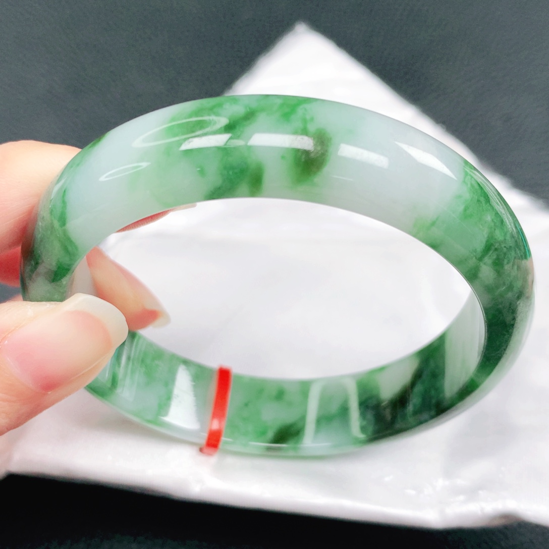 翡翠未镶嵌手镯59圈