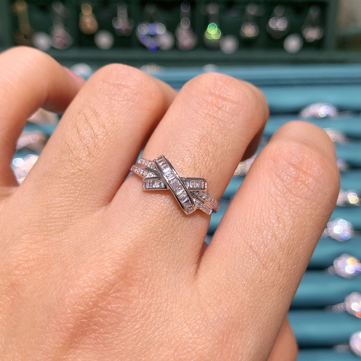 【闪购商品】钻石戒托18K金镶嵌钻石戒指