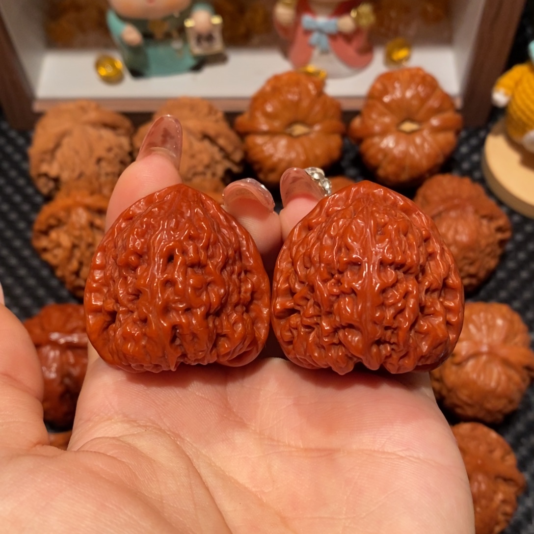 吊坠桃核36.6玉化南疆，1072