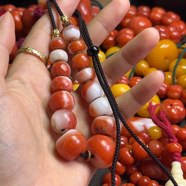 颈饰琉璃秦*琉璃…………….