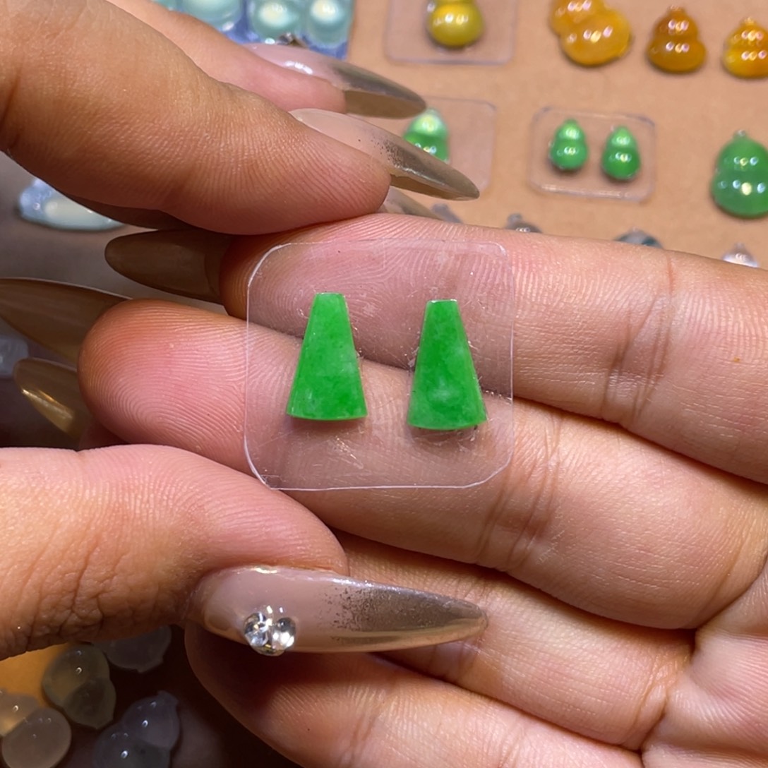 颈饰未镶嵌翡翠无事牌