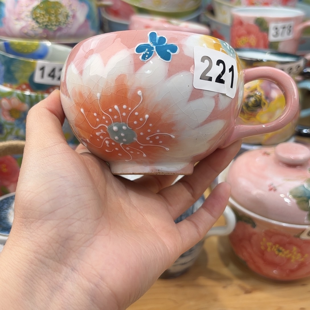 瓷片兔兔嘎嘎嘎好帅