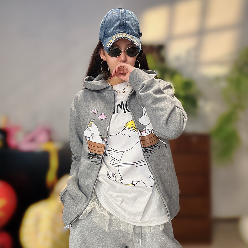 春季新款韩版时尚长袖带帽卫衣女士休闲连帽衫印花拉链帽卡通外套