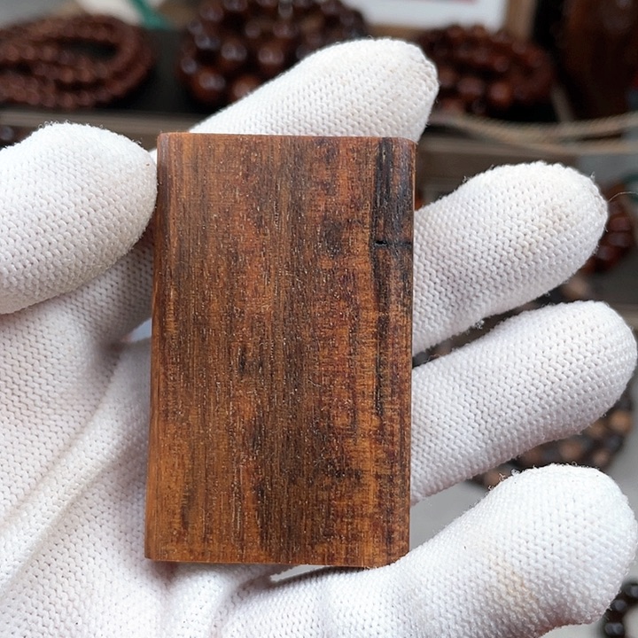 贡木其他贡木随形素牌