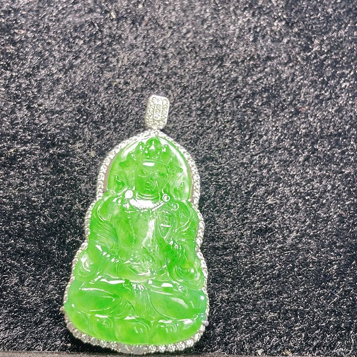 翡翠颈饰未镶嵌32，