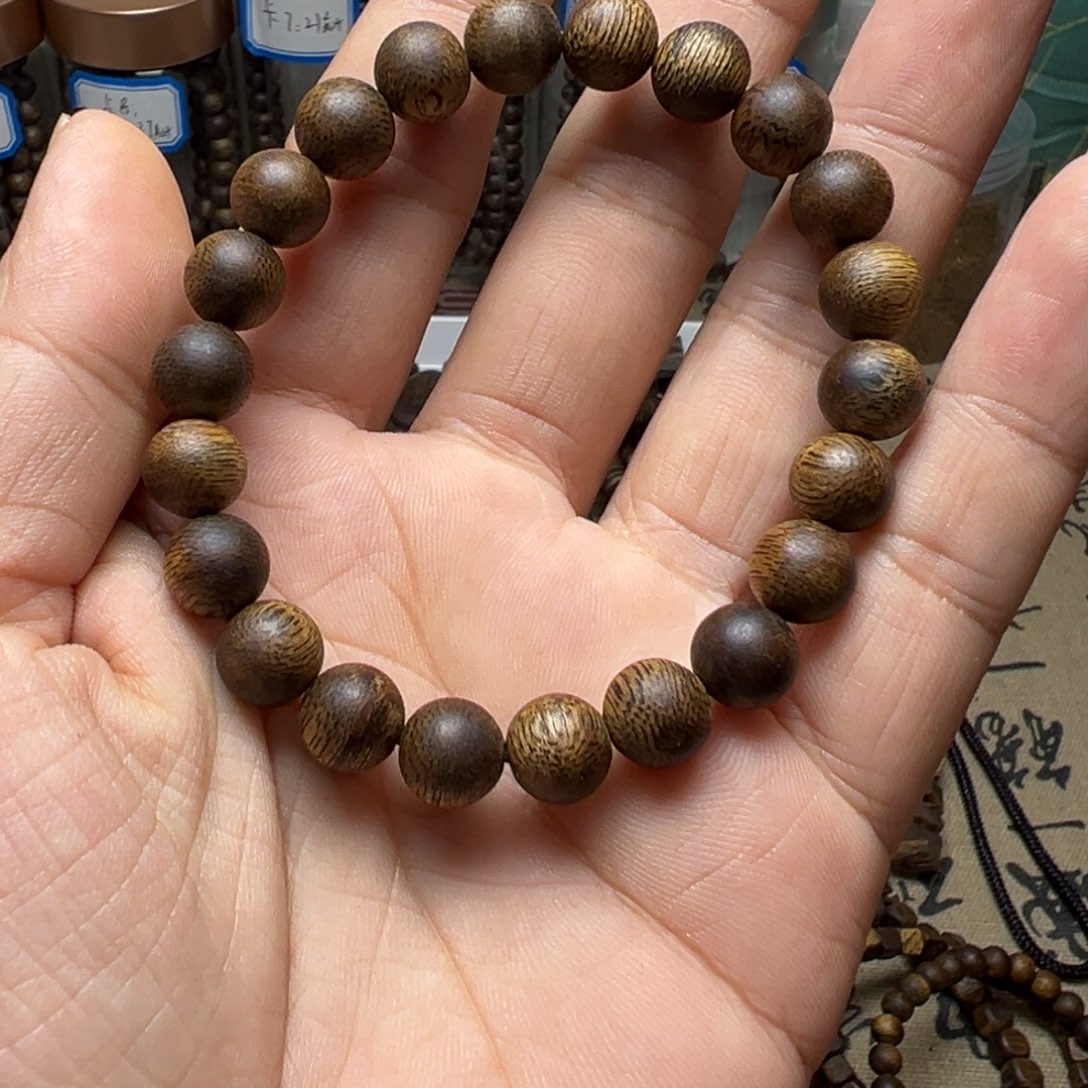 沉香沉香碎屑奇楠沉香卡9单圈